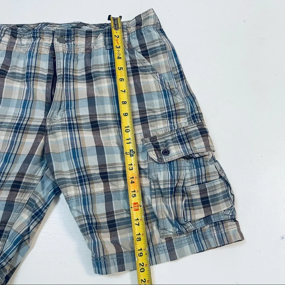 MENS LEVIS CARGO SHORTS Size 36 Multicolor Good Condition - Picture 6 of 10